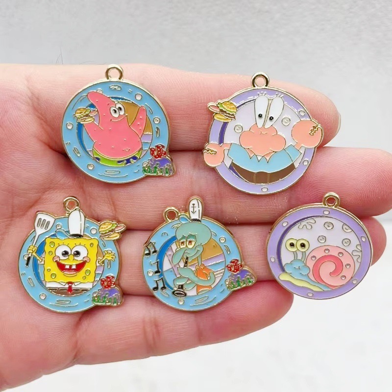 Anime Merchandise Accessories - 10 ciondoli in lega a forma